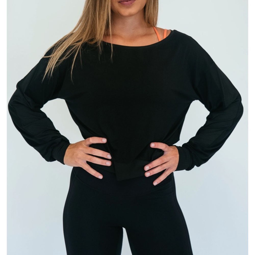 Ptula X HB Lounge Top